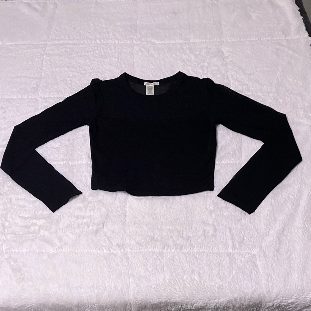 Bozzolo Classic Black Long Sleeve Crop Top